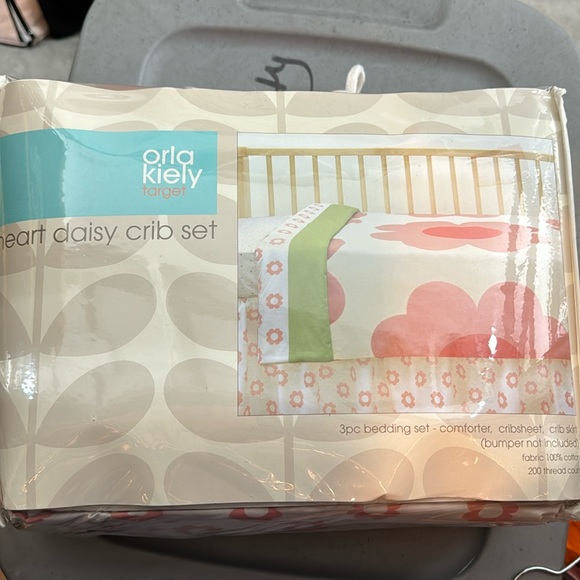 Orla Kiely Other - Brand new in package ORLA KIELY Target Heart Daisy CRIB SET